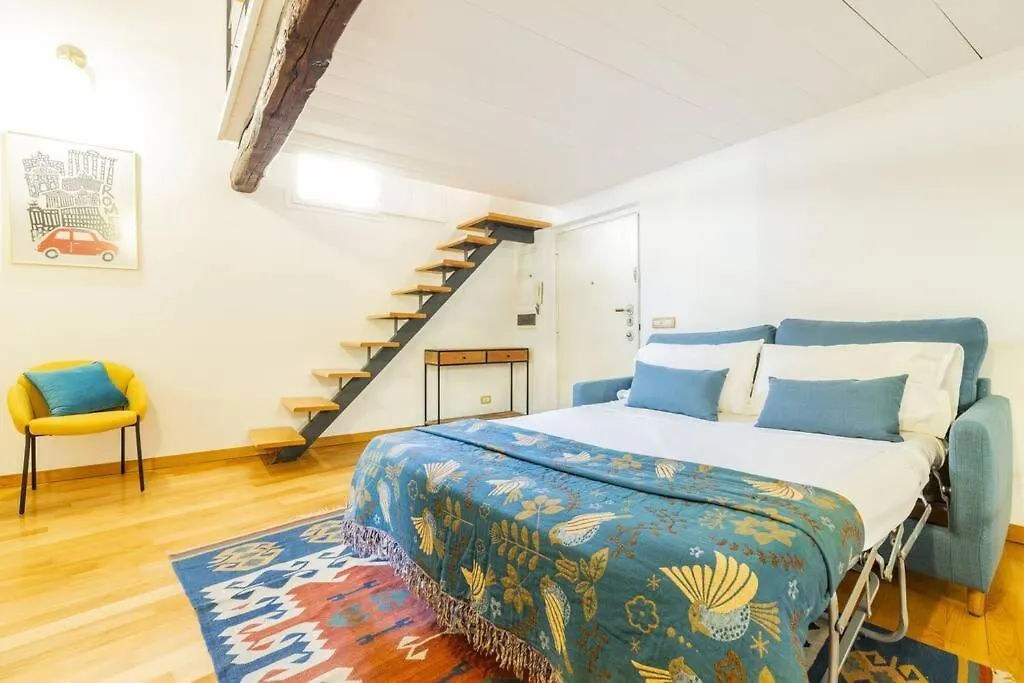 Apartment Ferienwohnung Monti - Stunning Loft In The Heart Of Rome'S Monti Italien