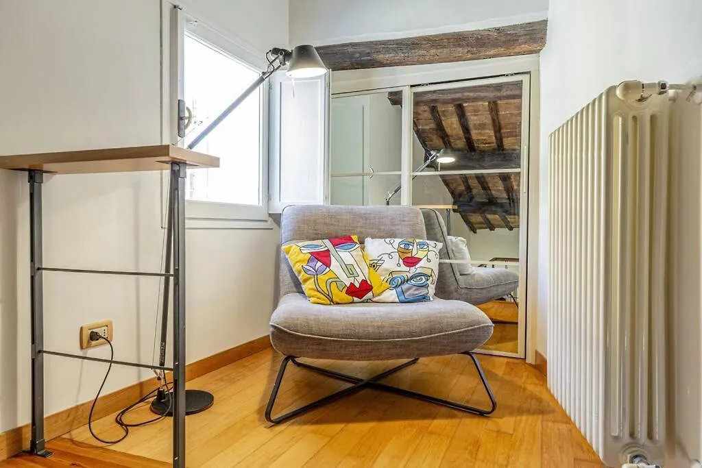 Ferienwohnung Monti - Stunning Loft In The Heart Of Rome'S Monti Apartment Rom